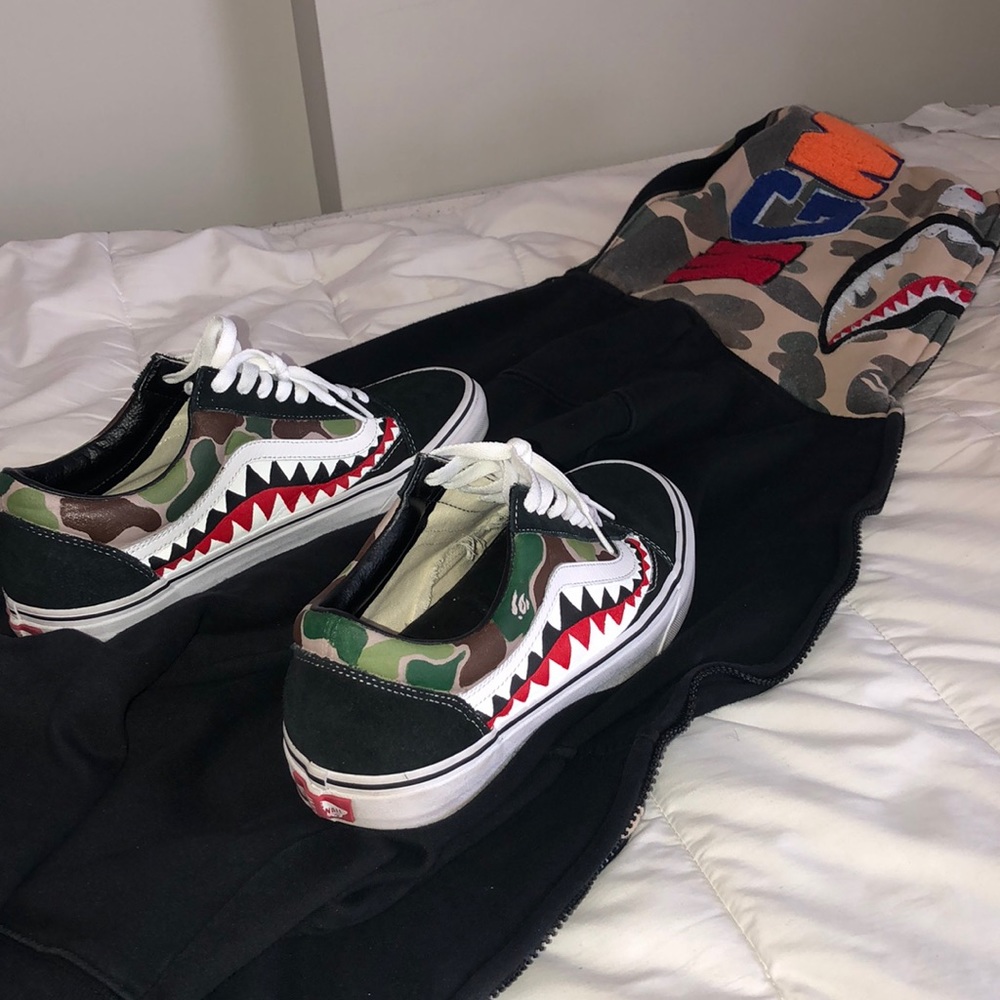 Custom Bape Vans with BAPE HOODIE INCLUDED